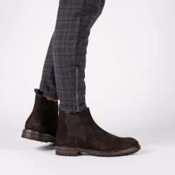 Blackstone Suede Chelsea UG23 Boots -Fashionable Men's Shoe Store blackstone suede chelsea ug23 boots 3