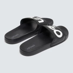 Oakley B1B 2.0 Slides -Fashionable Men's Shoe Store oakley b1b 2.0 slides 3