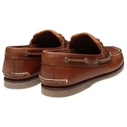 Timberland Classic 2 Eye Wide Boat Shoes -Fashionable Men's Shoe Store timberland classic 2 eye wide boat shoes 4